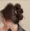 Nuevo Modelo 2025 Diseño Sencillo Pinza para el Cabello de Tiburón con Forma de Ola para la Parte Trasera de la Cabeza, Pinza Grande de Gama Alta para Mujeres