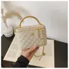 Bolso Cubo de Moda Portátil Vintage para Mujer 2026 Nuevo Estilo Bolso de Hombro Acolchado con Cadena Estilo Chanel Bolso Cruzado Versátil