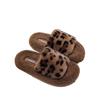 Novas Pantufas de Pelúcia Estampa de Leopardo 2025 para Mulheres Fofas Outono e Inverno Casa Interior Antiderrapante Supermercado Atacado Pantufas de Algodão para Mulheres