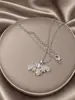 Colar com Pingente de Abelha de Luxo Leve da Moda para Mulheres Corrente Clavicular Banhada a Zircônia Design de Nicho Versátil Joia de Temperamento