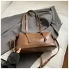 Bolso de axila nuevo de estilo coreano 2025, de nicho, para el día a día, para mujer, retro, elegante y de gran capacidad, un bolso pequeño cuadrado para el hombro
