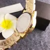 Sudeste Asiático Comercio Exterior Moda Reloj de Acero para Mujer Moda Europea Aliento de Bebé Diamante Aleación de Acero Correa de Acero Reloj para Mujer