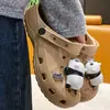 Nuevos Zuecos de Verano para Uso en Exteriores, Lindos Zapatos de Enfermera de Dibujos Animados de Tacón Bajo, Nuevas Sandalias Cerradas Transpirables de Pareja 2026