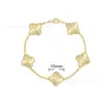 Pulsera Mini Trébol de Cuatro Hojas Flor Única Chapada en Oro Rosa de 18 Quilates con Ágata Roja, Artesanía de Precisión CNC, Directamente de la Fábrica Fuente