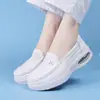 Zapatos de enfermera con amortiguación de aire para mujer, de verano, calados, suela suave, transpirables, suela gruesa, antideslizantes, para trabajo médico, en stock para venta al por mayor
