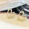 Brincos de Coração Duplo Simples Banhados a Ouro Real com Microcravação de Zircônia, Brincos Elegantes de Coração Duplo Pêssego Vazado Coração com Coração