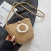 Bolso tejido a mano popular de este año para mujer, nuevo bolso de mensajero de moda de moda 2024 para mujer, bolso de playa de estilo extranjero para mujer