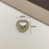 Acessórios de joias de liga de diamante e pérola de temperamento sapatos e roupas de alta qualidade acessórios de bolsa estilo pequeno perfumado flor de sapato fivela de sapato material