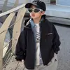 Chaqueta cortavientos de primavera y otoño para niños, nuevo estilo 2026, sudadera con capucha elegante para niños, cortavientos de primavera