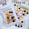 Accesorios para Uñas Otoño e Invierno Maillard Dibujos Animados Amuletos Galletas Mini Decoraciones de Dibujos Animados Funda de Teléfono DIY Accesorios para el Cabello