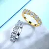 Anel oval de moissanita em prata de lei S925 com pedras redondas alternadas, cravação pavé completa, estilo europeu e americano, luxo leve, anel para o dedo indicador, direto da fábrica