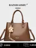 Bolsa tote feminina de comércio exterior no atacado 2026 nova moda bolsa transversal versátil verão popular mais vendida bolsa de mão pequena