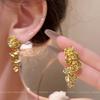 Aretes de Flores Frescas de Primavera y Verano Aretes de Perlas de Lujo Ligero de Alta Gama Aguja de Plata 925 Super Hada Combinan con Todo Aretes Elegantes