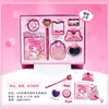 Sanrio Bloc de Notas 64K Set de Papelería de Cuero Peine Espejo Broche Bolígrafo Libreta Cinta Caja de Regalo Set