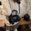 2025 Nova Bolsa de Ombro Transversal Portátil de Inverno Bolsa Xadrez Vermelha Feminina Leve de Luxo Bolsa Almofada Atacado