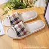 Pantuflas a cuadros para pareja para hombres y mujeres, de interior con suela suave, ligeras y transpirables, adecuadas para todas las estaciones, pantuflas de lino para viajar, para uso en casa y para recibir invitados