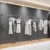 Prateleira de exposição para loja de roupas femininas, aço inoxidável, prateleira para roupas, expositor de chão para loja de roupas, arara de parede