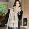 Promoção Cachecol Vintage Xadrez para Mulheres 2026 Novo Outono e Inverno Espesso Estilo Coreano Elegante Xale Versátil à Prova de Frio Cachecol de Pescoço