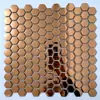 Azulejos Mosaico Espelhados Hexagonais Pequenos de Aço Inoxidável Metálico Estilo Europeu KTV Bar Entrada Azulejos de Parede com Fundo Preto Dourado