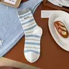 Meias Sem Costura para Mulheres, Novo Estilo Coreano Primavera/Verão, Color-Blocking, Design Fofo de Cachorrinho Bordado, Meias de Algodão até o Meio da Panturrilha, Absorventes de Suor, Respiráveis, Meias Largas