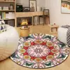 Los fabricantes suministran una gran cantidad de alfombras redondas de estilo nacional retro, mecedoras, sillas giratorias, tapetes de piso y otras alfombras redondas
