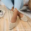 Sapatos de Malha Vazados Respiráveis e Leves para Mulheres de Tamanho Grande, Cor Sólida, Bico Fino, Sola Lisa, Sola Macia, Comércio Exterior