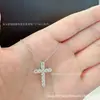 Colar Cruz Graff Versão Alta Dourada Ouro Totalmente Cravejado com Diamantes Corrente Clavícula Grossa Banhado a Ouro 18k Versátil Luxo Leve Sensação de Alto Padrão
