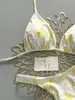 Bikini de Dos Piezas para Mujer 2026 Nuevo con Estampado de Palmera de Coco Amarillo, Copas Triangulares con Atar, Traje de Baño Transfronterizo, Al por Mayor en Stock