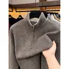 Suéter de punto grueso con cremallera a media altura y cuello alto, forrado de forro polar para hombre, nuevo suéter cálido de capa base para otoño e invierno 2026