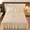 Falda de Cama de Color Sólido 100% Algodón Cubrecama Juego de Tres Piezas Algodón Puro Estilo Sencillo Primavera y Verano Pieza Única Algodón Puro Antideslizante Cubierta Bonita Encaje Cubierta de Ropa de Cama
