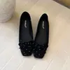 Sapatos femininos de salto interno com laço, novo estilo 2026, sapatilhas de bico fino, sapatos de outono com poá retrô francês e bico quadrado