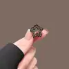 Presilha de Cabelo Exclusiva com Laço de Strass Pequena Presilha de Tubarão para Cabelos Soltos Franja Acessório de Cabelo 2026 Novo Estilo Sensação de Alto Padrão