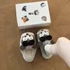 Pantufas fofas de pelúcia estilo cartoon para mulheres, para outono e inverno, antiderrapantes para uso doméstico, pantufas de algodão com sola grossa para meninas