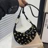 Exportación Transfronteriza 2025 Bolso de Cuerno Grande tipo Media Luna para Mujer Bolso Simple con Remaches de un Solo Hombro Cruzado Bolso para Mujer Bolsos