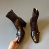 Em estoque Outono 2026 Botas Retrô Quadradas com Fivela Elástica Skinny Femininas Salto Bloco Zíper Atrás Botas Curtas Emagrecedoras Botas Femininas