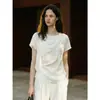 Camiseta Blanca de Manga Corta con Cuello Redondo Estilo Francés, Nuevo Estilo de Verano, Ceñida a la Cintura, Sencilla y Adelgazante, con Diseño de Cinta