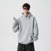 Moletom com Capuz Retro Americano Masculino de Alta Resistência com Mangas Raglan, Design de Fivela Metálica, Caimento Solto com Ombros Caídos e Bolso Canguru