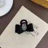 Pinza de Pelo con Lazo de Terciopelo Otoño Invierno para Mujer Pinza de Garra para la Parte Trasera de la Cabeza 2026 Nuevo Estilo de Alta Gama Pinza de Tiburón para Recogidos
