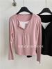 Otoño e Invierno 2024/Camiseta de Manga Larga Falsa de Dos Piezas para Mujer Estilo Coreano Cuello en V de Contraste Media Botonadura Camisa Base Elástica Superior