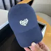 Boné Baseball de Alta Qualidade Estilo Coreano com Bordado de Coração e Aba Curva, Proteção Solar Retro, para Mulheres