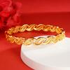 Pulseira de trança torcida flash de luxo leve de nicho de alta qualidade banhada a ouro pulseira aberta tecida em fio de ouro da moda pulseira atacado