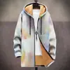 Jaqueta Novo Estilo com Elementos de Padrão Multicoloridos B53 Cardigan com Capuz e Zíper Casaco de Algodão com Lã Espessa para Inverno com Forro Amarelo