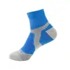 Meias Novas Quatro Estações para Homens e Mulheres, Meias de Meia Panturrilha, Meias Esportivas Absorventes de Suor, Solteiros Externos, Várias Cores, Meias Casuais para Corrida Atacado