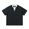 Yidao Vintage 2026 Verão Novo Design Falso Duas Peças Decote V Manga Curta Marca Moderna Masculina Simples Solta Camiseta de Meia Manga