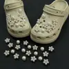 Novos Acessórios para Sapato com Corrente em Formato de Coração, Urso e Coelho com Diamantes Prateados, Decorações DIY Transfronteiriças, Fivelas de Sapato Removíveis, Atacado