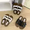 Sandalias Birkenstock plateadas súper populares para mujer, calzado de verano para exteriores, sandalias de playa de moda primavera 2026, pantuflas de suela gruesa