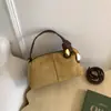2025 Nova Bolsa Boston Almofada Outono e Inverno Design de Nicho Bolsa de Ombro Versátil Casual Retro Bolsa de Ombro Único Transversal