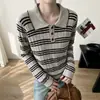 Moda Estilo Coreano Gola Lapela Blusa de Tricô Color Block Listrada para Mulheres Outono/Inverno Senso de Design Vazado Único Nicho Manga Longa Camada Base