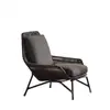 Conjunto de Três Peças de Cadeira de Rattan e Mesa de Centro para Pátio Jardim Varanda ao Ar Livre Sofá Individual de Corda Trançada para Lazer