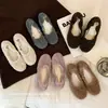 Bailarinas de Niebla Suave~2026 Nuevos Zapatos de Invierno Mary Jane Calentitos de Lana de Cordero con Plus de Terciopelo Estilo Coreano Súper Bonitos Planos para Mujer